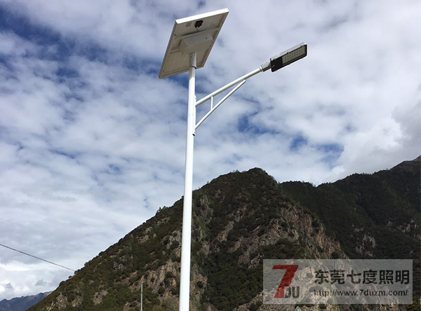 偏遠山區(qū)使用太陽能路燈的優(yōu)勢